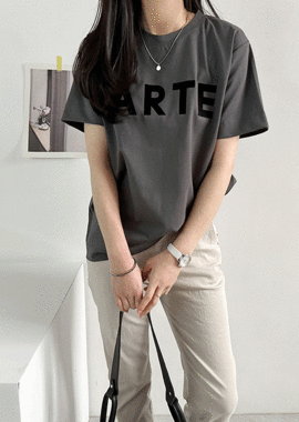 아르테 레터링 반팔 티셔츠 (2 color)